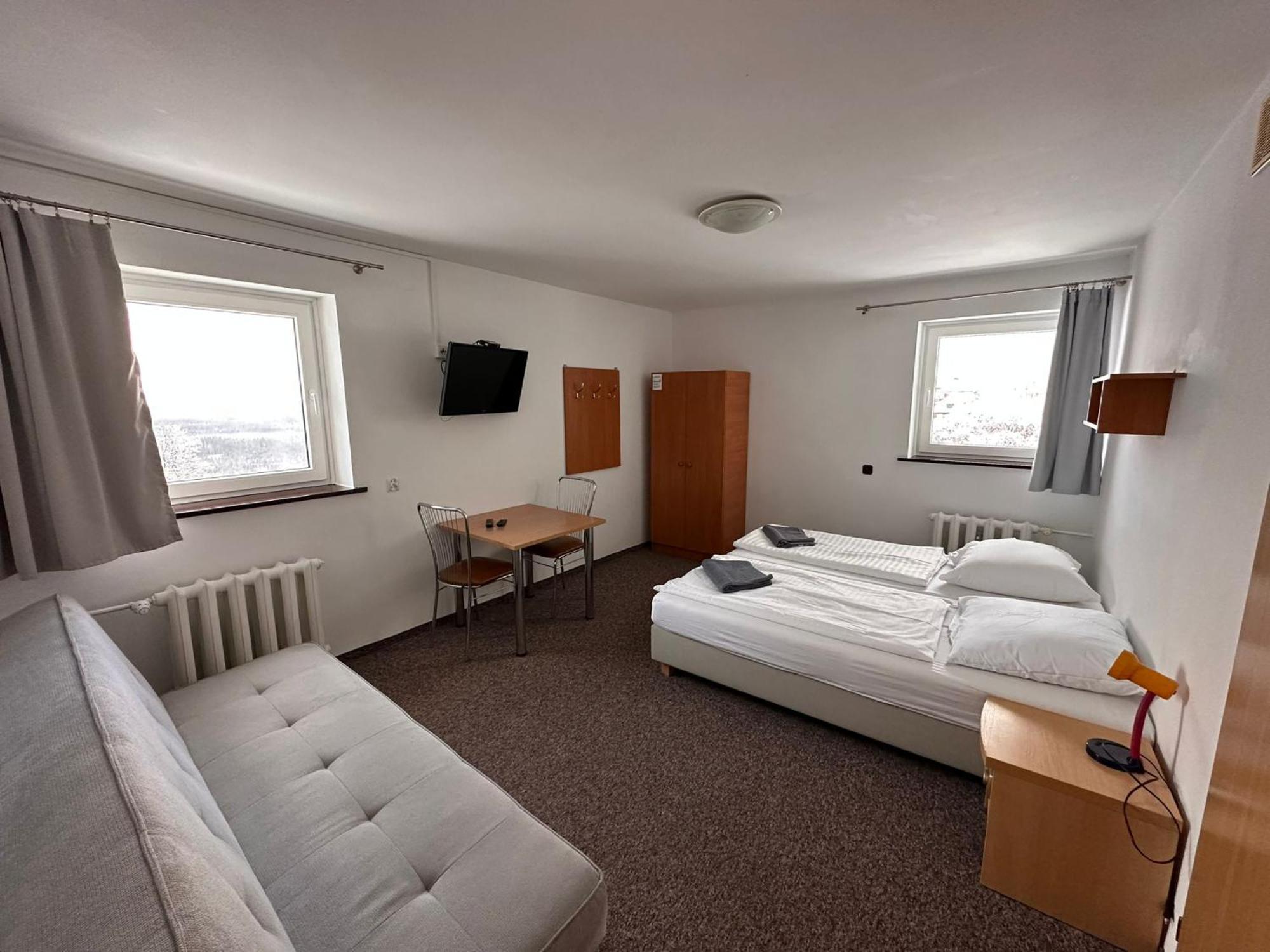 Straszny Dwor Hotel Duszniki Zdroj Bilik gambar
