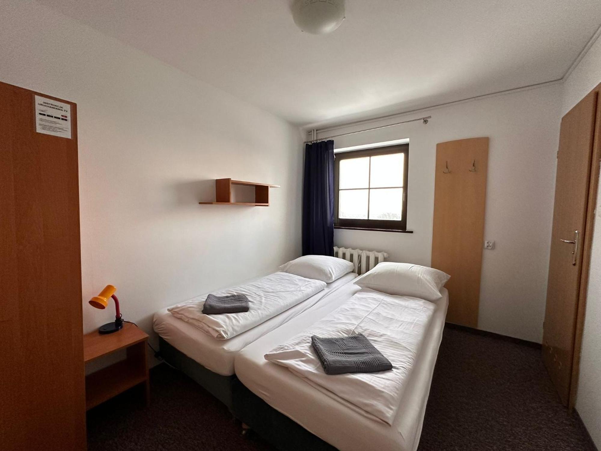 Straszny Dwor Hotel Duszniki Zdroj Bilik gambar